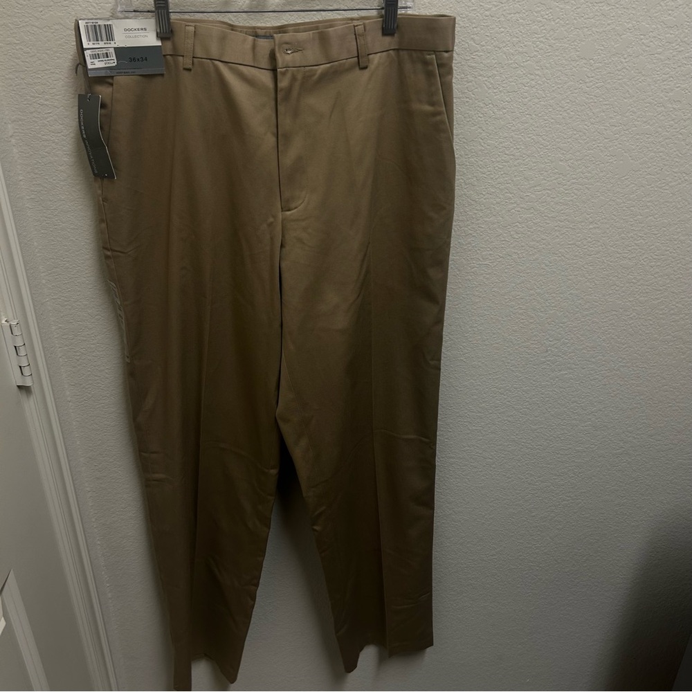 Dockers Men's Tan Dress Pants New With Tags